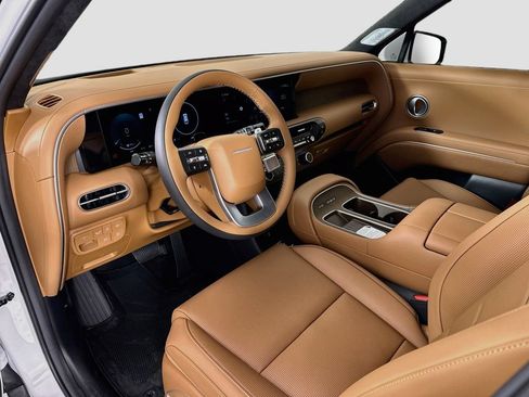 New 2027 Hyundai Palisade Calligraphy FWD image 9