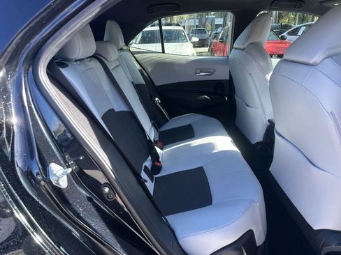 Used 2021 Toyota Corolla XSE FWD image 16