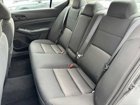 Used 2024 Nissan Altima 2.5 SV image 17