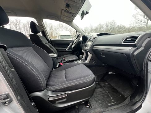 Used 2018 Subaru Forester 2.5i w/ Alloy Wheel Package image 13