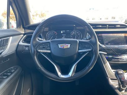 Used 2025 Cadillac XT6 Premium Luxury