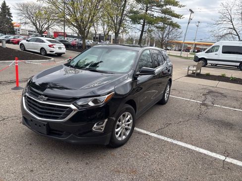 Used 2019 Chevrolet Equinox LT image 3