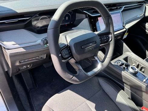 New 2026 Jeep Cherokee Laredo AWD/4WD image 12