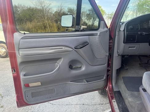 Used 1997 Ford F250 4x4 SuperCab Heavy Duty image 13