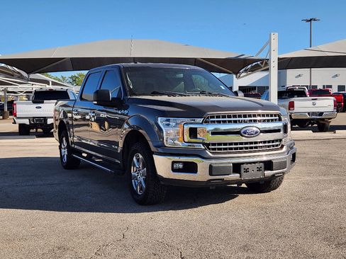 Used 2018 Ford F150 XLT w/ Equipment Group 301A Mid image 3