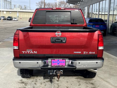 Used 2015 Nissan Titan SV w/ SV Value Truck Package image 3