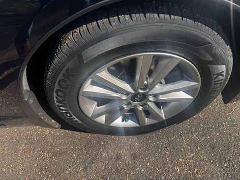 Used 2015 Hyundai Sonata SE image 13