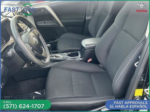 Used 2013 Toyota RAV4 XLE image 14