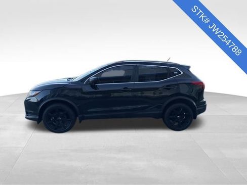 Used 2018 Nissan Rogue Sport SL image 4