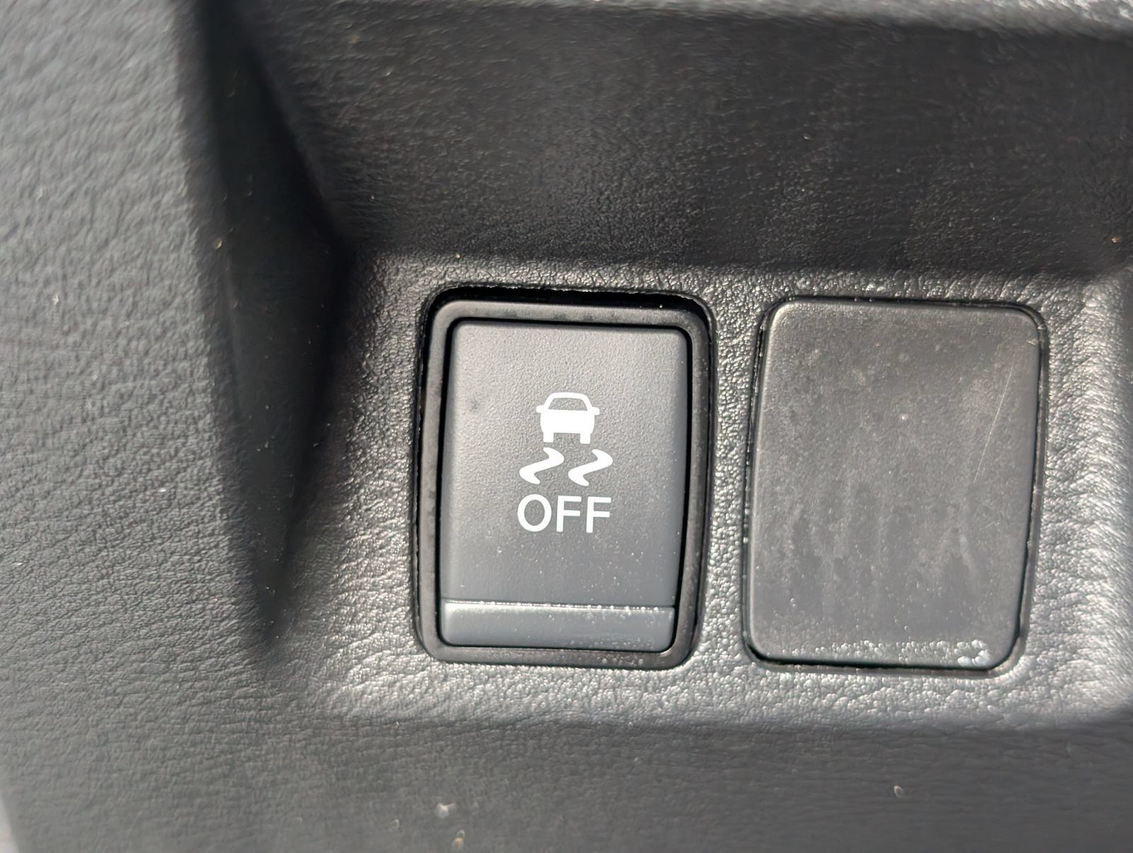 Used 2024 Nissan Frontier S w/ Technology Package AWD/4WD image 27