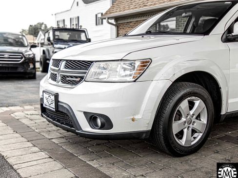 Used 2012 Dodge Journey SXT w/ Sound Group image 5
