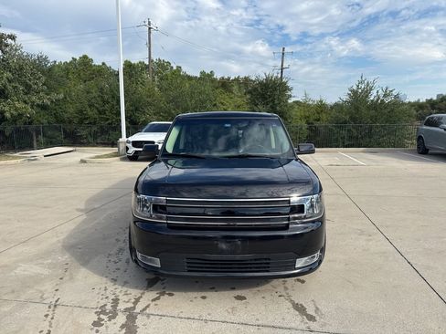 Used 2019 Ford Flex SEL w/ Equipment Group 202A image 2