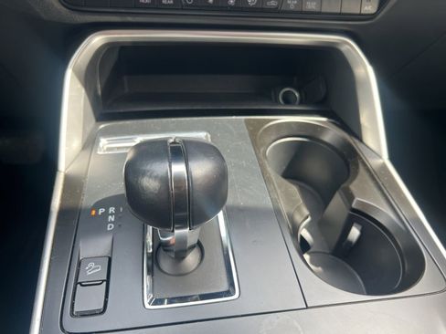 Used 2024 MAZDA CX-90 3.3 Turbo w/ Select Package image 32