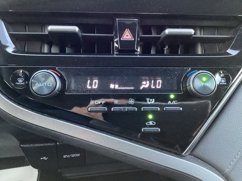 Used 2024 Toyota Camry LE image 17