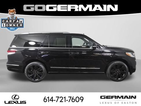 Used 2024 Lincoln Navigator Reserve AWD/4WD image 7