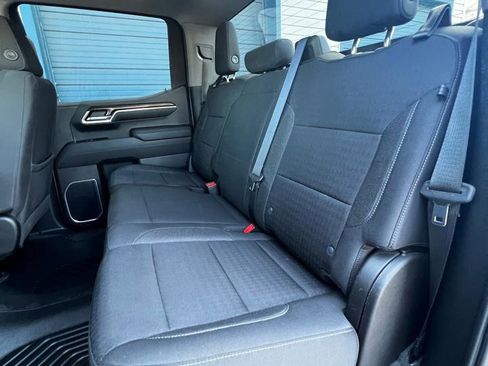 Used 2022 Chevrolet Silverado 1500 RST AWD/4WD image 12