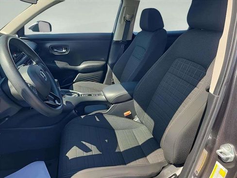 Used 2023 Honda HR-V LX image 13