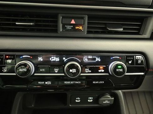 New 2026 Honda Pilot Black Edition image 16