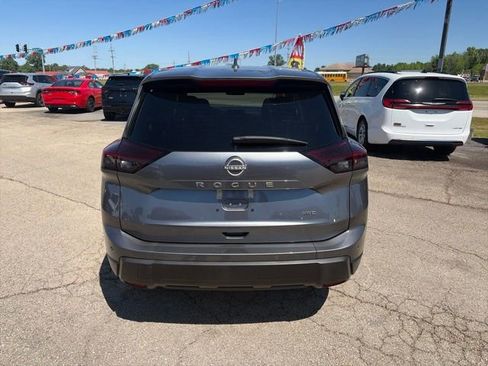 Used 2025 Nissan Rogue SV AWD/4WD image 5