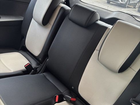 Used 2026 Honda Odyssey Elite image 35