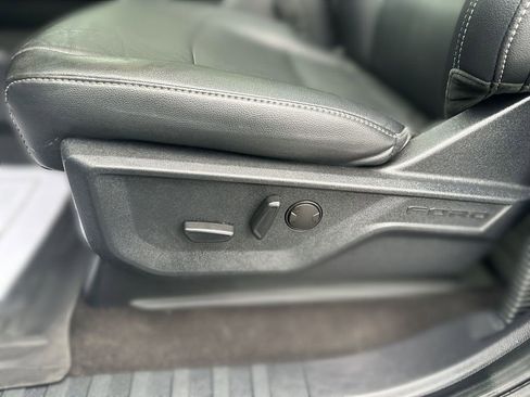 Used 2022 Ford F150 XLT w/ Equipment Group 302A High image 14