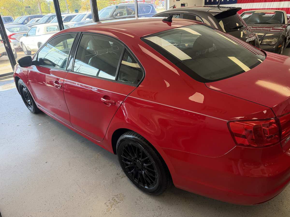 Used 2014 Volkswagen Jetta SE FWD image 5