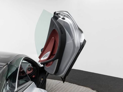 New 2025 McLaren GTS image 38