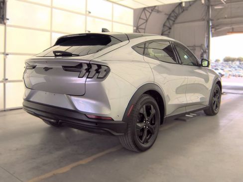 Used 2021 Ford Mustang Mach-E Select w/ Comfort/Technology Package AWD/4WD image 4