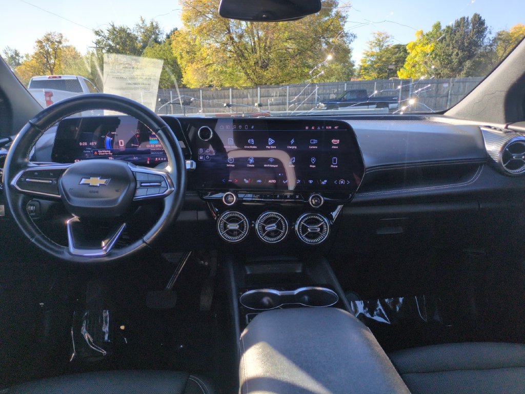Used 2024 Chevrolet Blazer EV LT AWD/4WD image 12