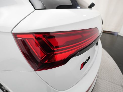 Used 2023 Audi SQ5 Premium Plus w/ Premium Plus Package image 34