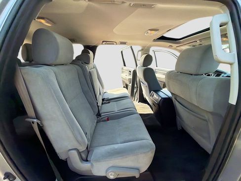 Used 2016 Toyota Sequoia SR5 AWD/4WD image 29