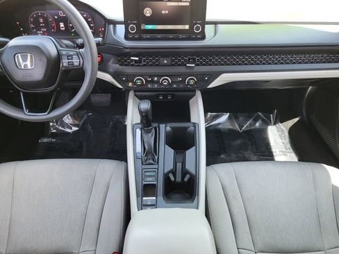Used 2024 Honda Accord EX image 18