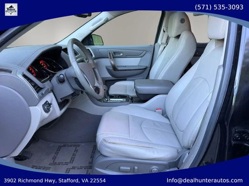Used 2016 GMC Acadia SLT w/ Open Road Package FWD image 28