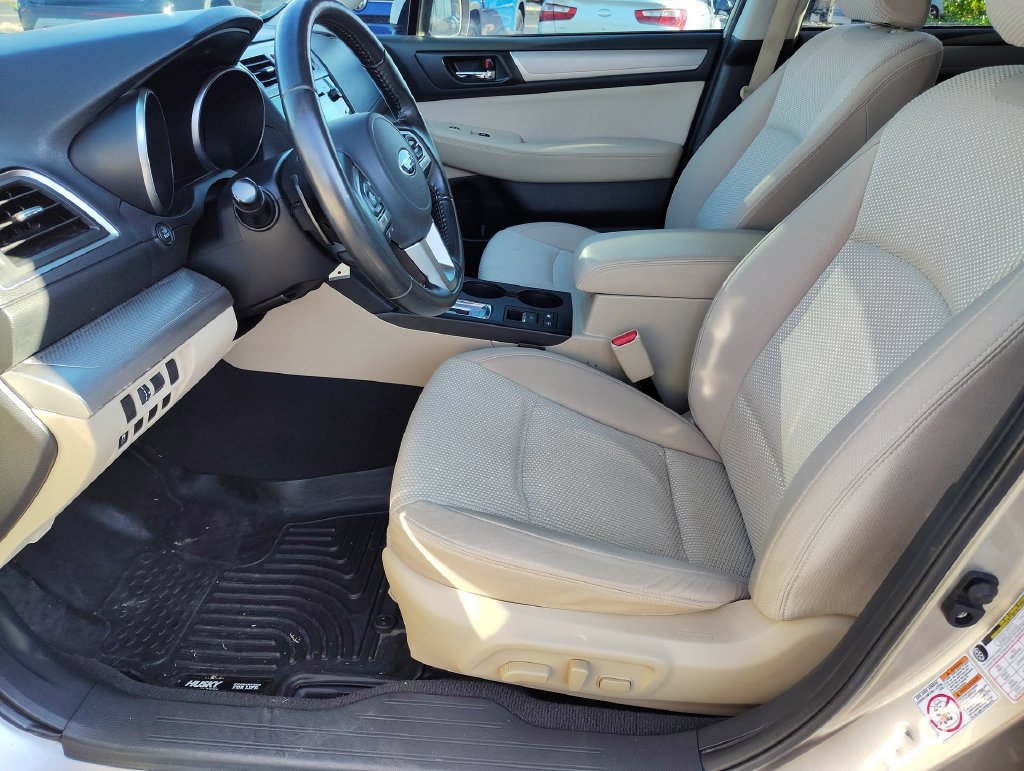 Used 2017 Subaru Outback 2.5i Premium w/ Popular Package #2 AWD/4WD image 10