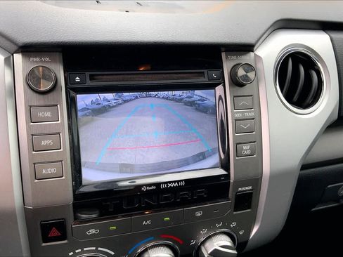 Used 2015 Toyota Tundra SR5 w/ SR5 Upgrade Package image 25