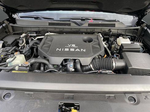 New 2025 Nissan Armada SL w/ Captain's Chari Seat Package image 40