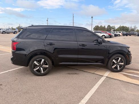 Used 2022 Kia Sorento S w/ Panoramic Sunroof Package FWD image 6