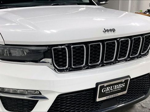 Used 2023 Jeep Grand Cherokee Limited image 35