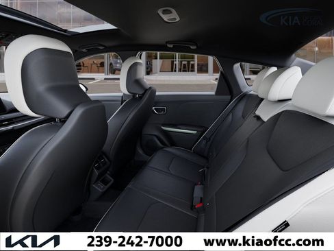 New 2025 Kia K4 GT-Line Turbo image 18