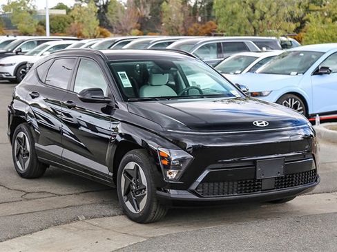 New 2025 Hyundai Kona SEL image 3