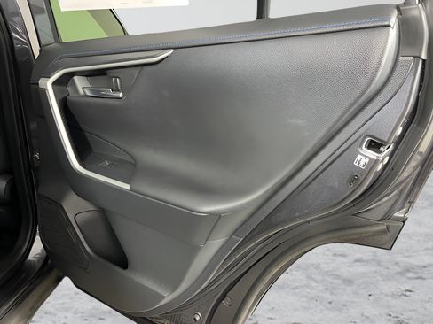 Used 2019 Toyota RAV4 XSE AWD/4WD image 13