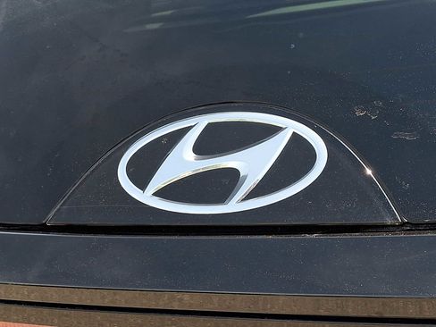 Used 2023 Hyundai Tucson Limited AWD/4WD image 32