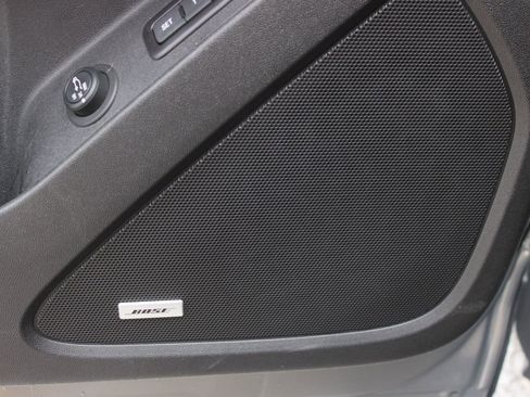 Used 2019 Chevrolet Equinox Premier image 22