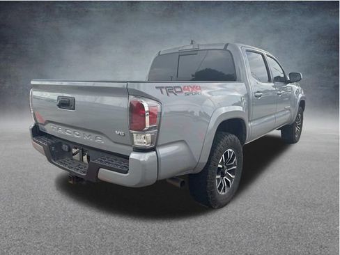 Used 2021 Toyota Tacoma TRD Sport AWD/4WD image 10