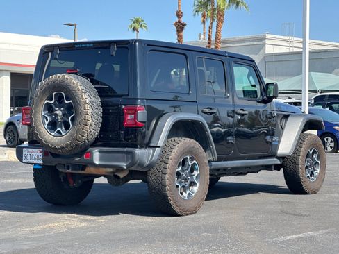 Used 2022 Jeep Wrangler Unlimited Rubicon 4xe image 3