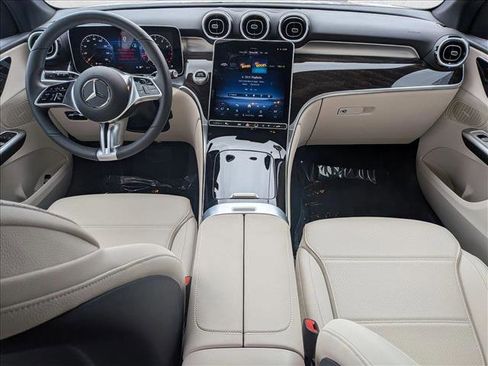 Used 2026 Mercedes-Benz GLC 300 4MATIC image 18
