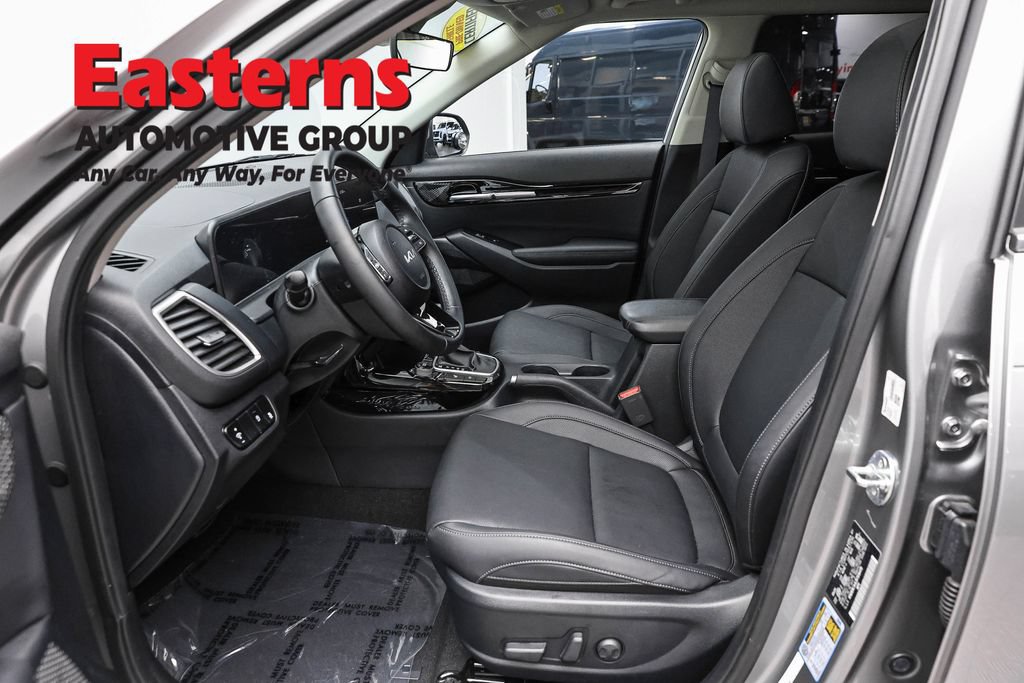 Used 2024 Kia Seltos EX AWD/4WD image 15