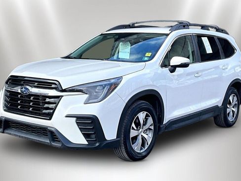 Certified 2023 Subaru Ascent Premium w/ Convenience Package image 3