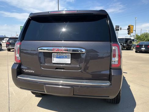 Used 2018 GMC Yukon Denali w/ Denali Ultimate Package AWD/4WD image 18