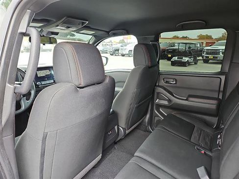 Used 2023 Nissan Frontier Pro-X w/ Technology Package image 10
